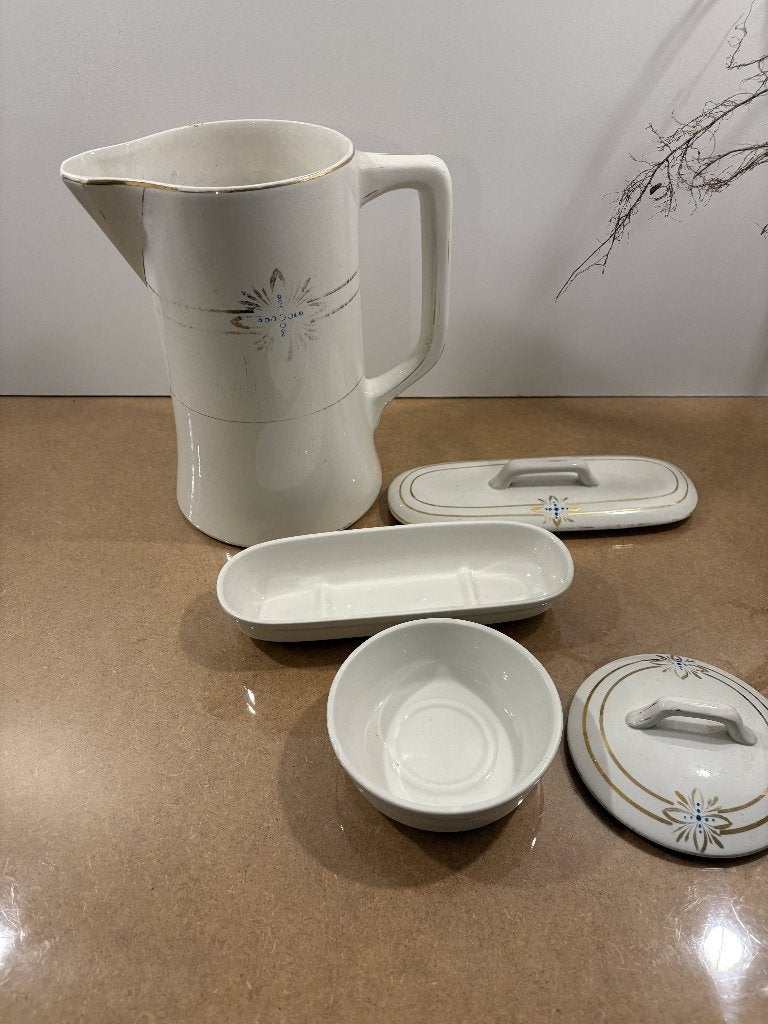 Lampetset, Waterkan, kammenbakje en zeepbakje, Antiek en Kunst, Antiek | Keramiek en Aardewerk, Ophalen