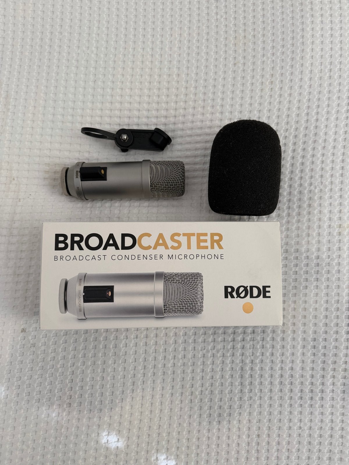 Rode Broadcaster, Verzenden, Zo goed als nieuw, Studiomicrofoon