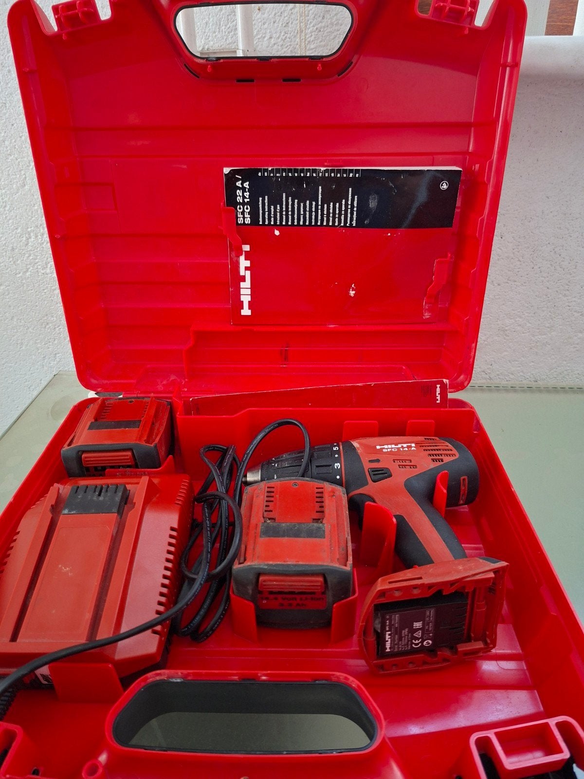 Hilti SFC 14-A Accuboormachine met 2 accu's en lader, Ophalen, Gebruikt, Variabele snelheid, Boor- en Schroefmachine