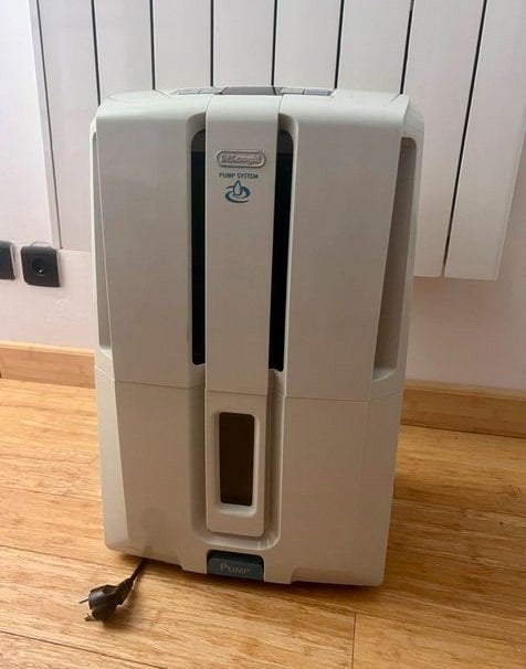 De'Longhi DD230P Luchtontvochtiger met Pompsysteem, Witgoed en Apparatuur, Ophalen of Verzenden, Zo goed als nieuw, Luchtontvochter