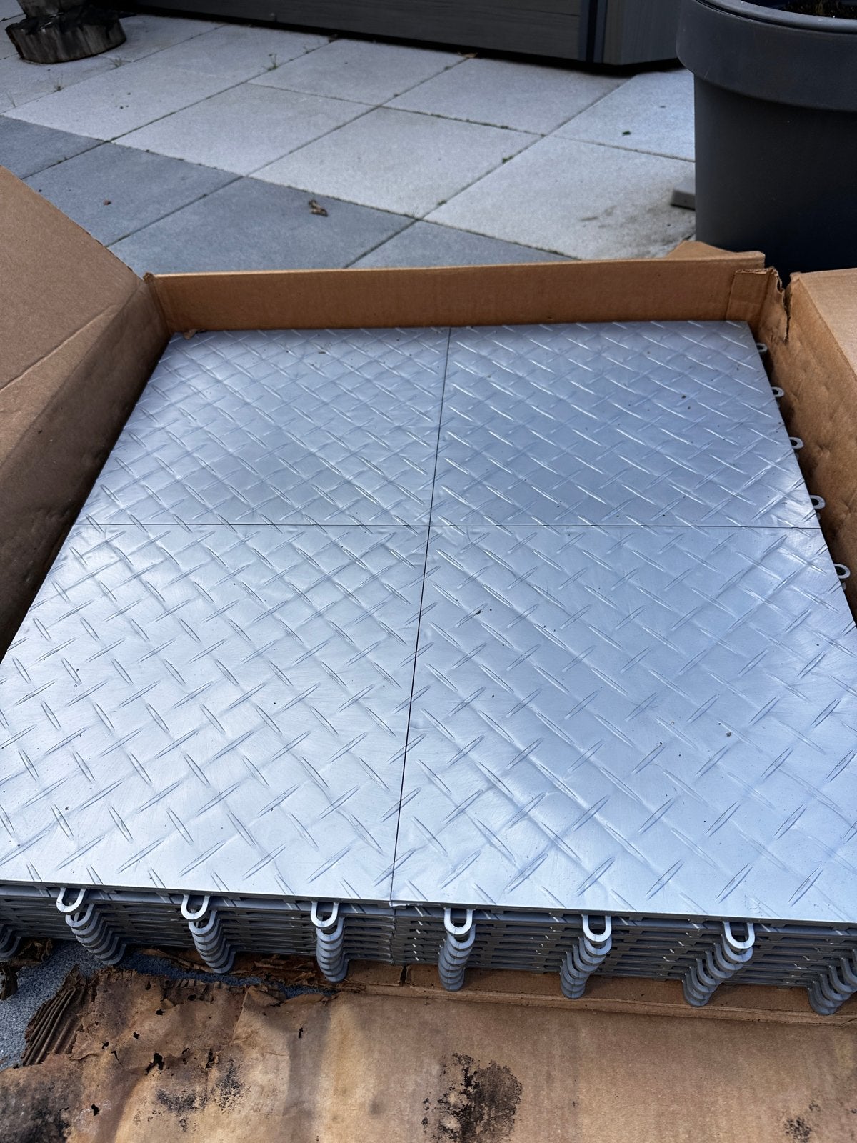 32 SnapLock tegels 30x30 cm en reststukken, Ophalen, Overige materialen, Zo goed als nieuw, 20 tot 40 cm