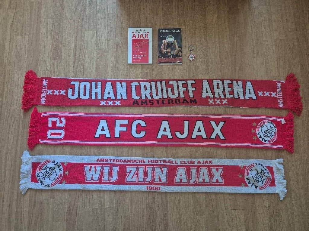 Ajax fanspullen, Verzenden, Zo goed als nieuw, Ajax, Vaantje of Sjaal