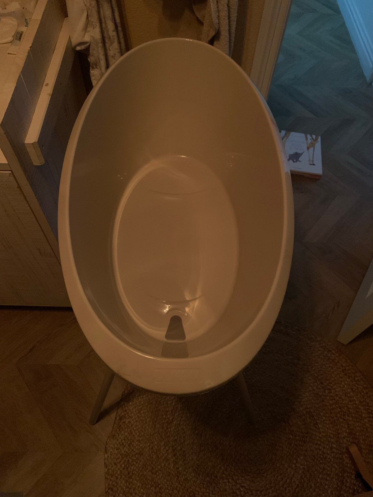 Luma bad met standaard, Zo goed als nieuw, Badje, Standaard, Ophalen