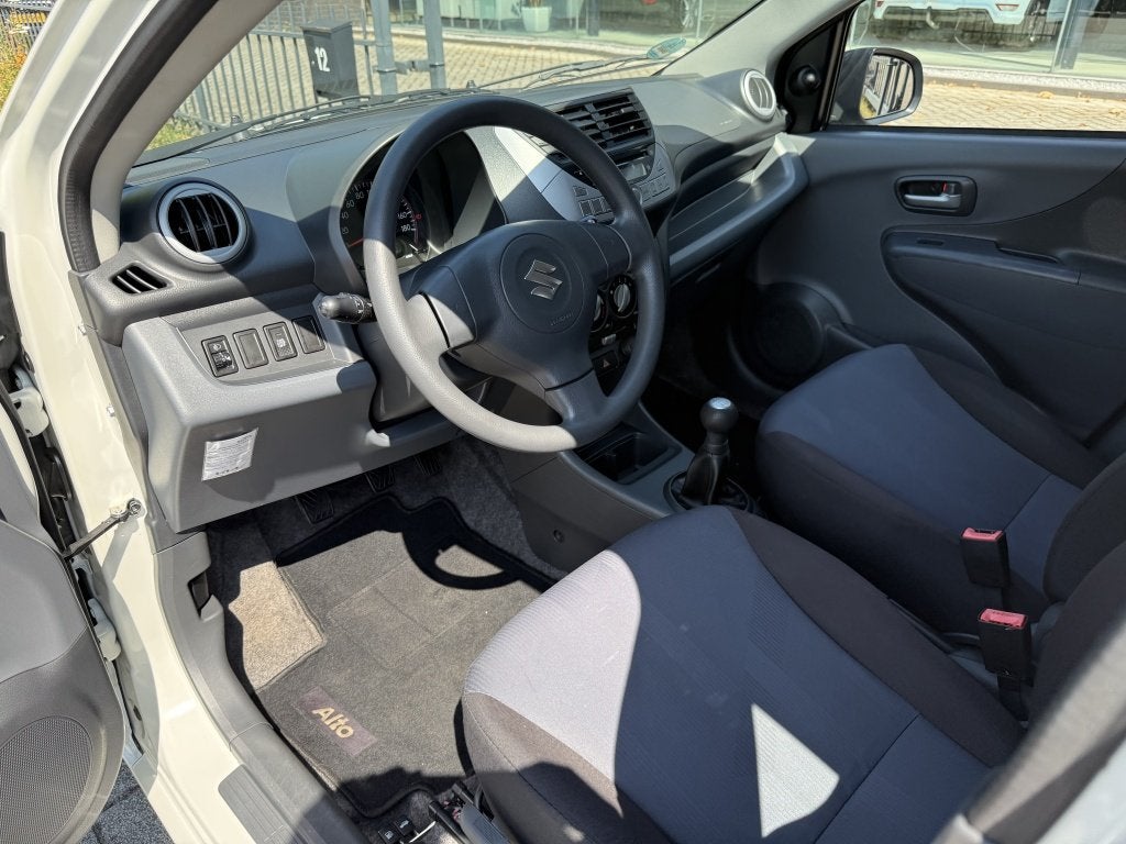 Suzuki Alto 1.0 Celebrat | Airco | Compleet dealeronderhoude, Auto's, Suzuki, Voorwielaandrijving, Euro 5, Stof, Gebruikt