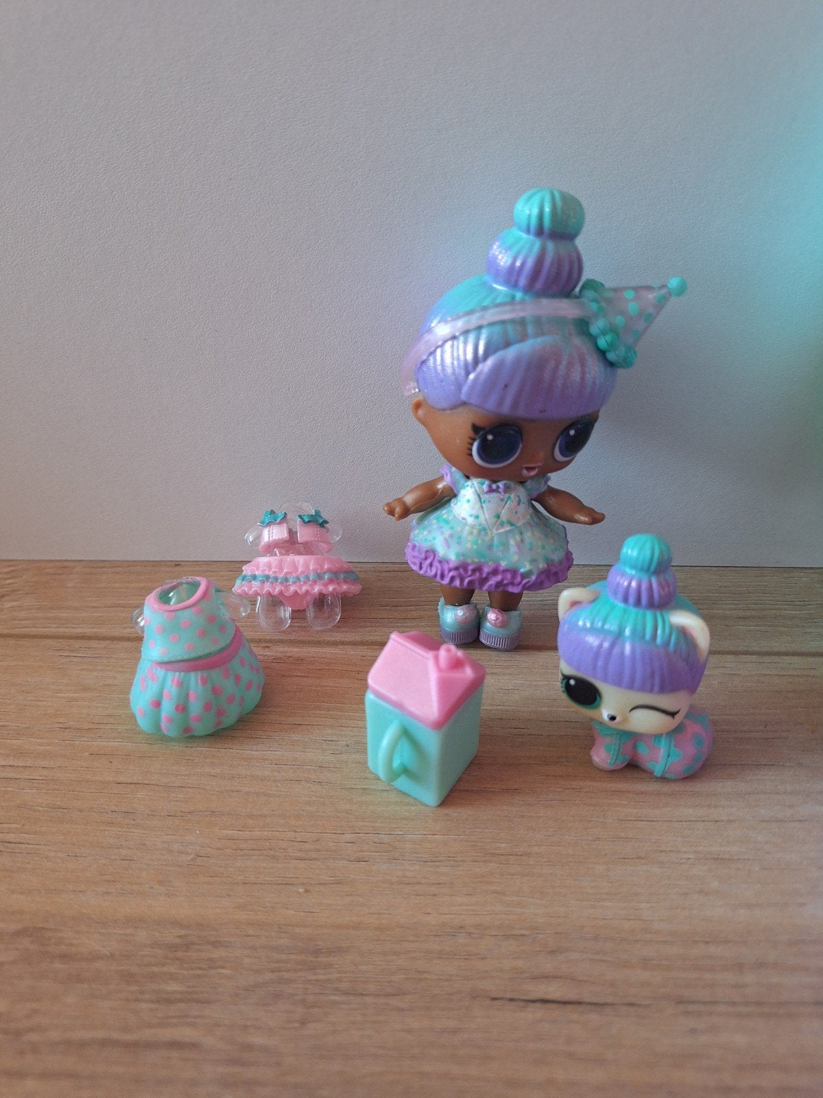LOL Surprise pop met accessoires en huisdier, Ophalen of Verzenden, Gebruikt, Overige typen