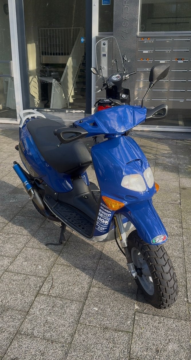 Aprilia rally 2t 50cc, Fietsen en Brommers, Ophalen of Verzenden, Gebruikt, Tweetakt, SR 50