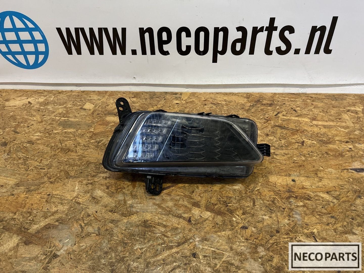 VOLKSWAGEN POLO 2G MISTLICHT RECHTS ORGINEEL, Gebruikt, -, Volkswagen, -