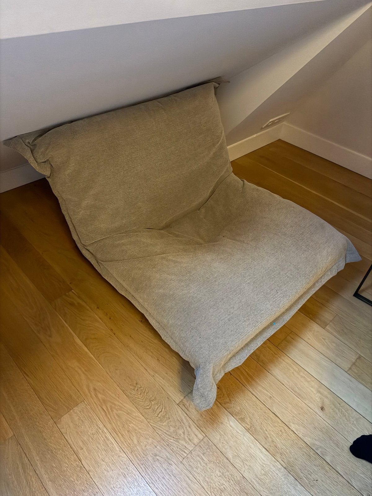 Ligne Roset Calin Fauteuil - Comfortabel en Stijlvol, Huis en Inrichting, Fauteuils, Ophalen, Gebruikt, Stof, 75 tot 100 cm