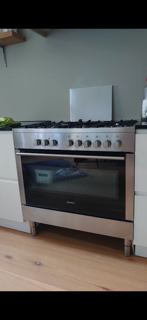 Gasfornuis & oven Siemens, Witgoed en Apparatuur, Fornuizen, Ophalen, Gebruikt, Hete lucht, 60 cm of meer