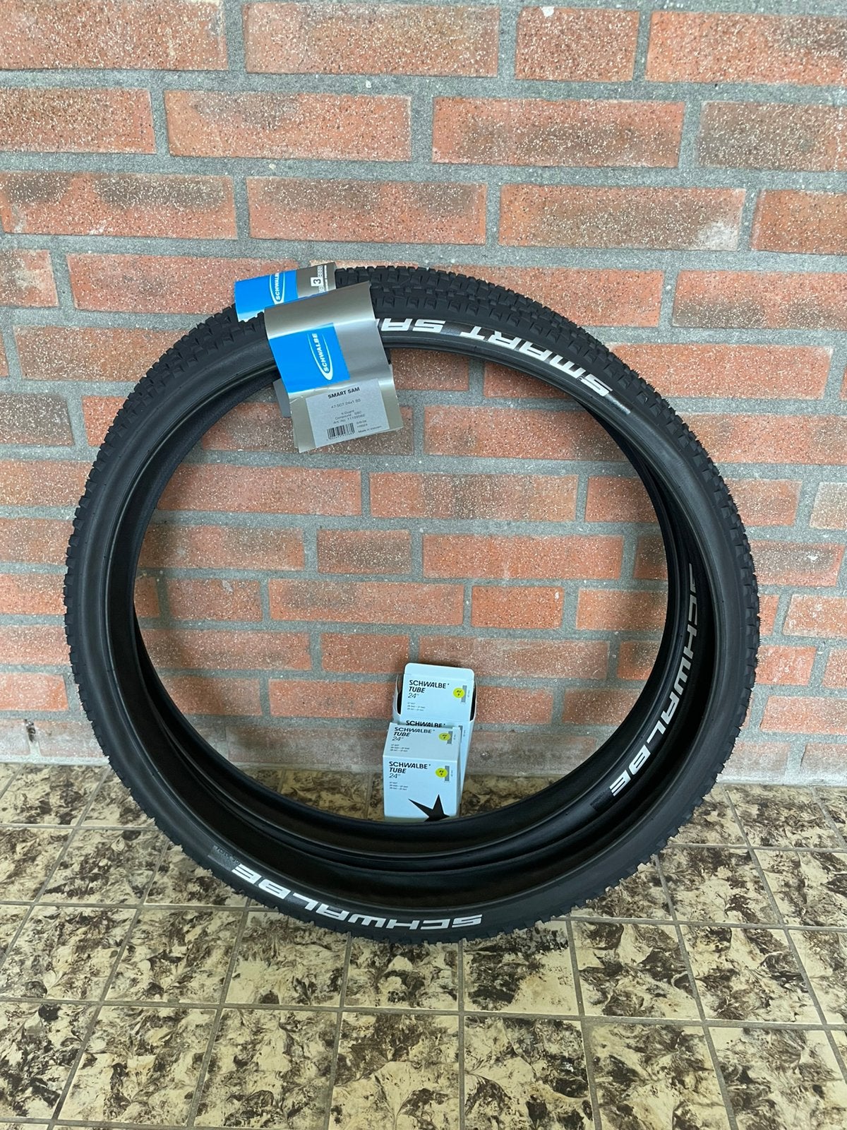 2x 24 inch (47-507) Schwalbe MTB buitenband en binnenband, Ophalen, Band, Overige materialen, Nieuw