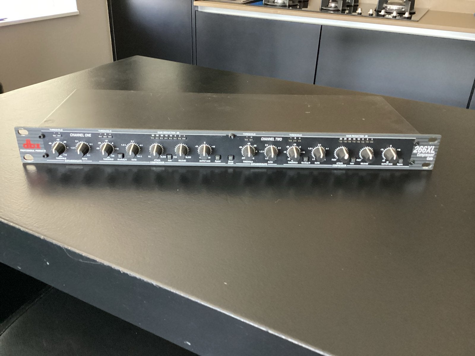DBX 266XL Compressor/Gate rack formaat zwart, Muziek en Instrumenten, Ophalen of Verzenden, Gebruikt, Compressor