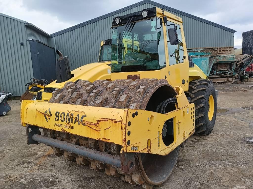 Bomag BW 213 D H-4 i wals schaappoot sheepfoot roller, Zakelijke goederen, Machines en Bouw | Overig