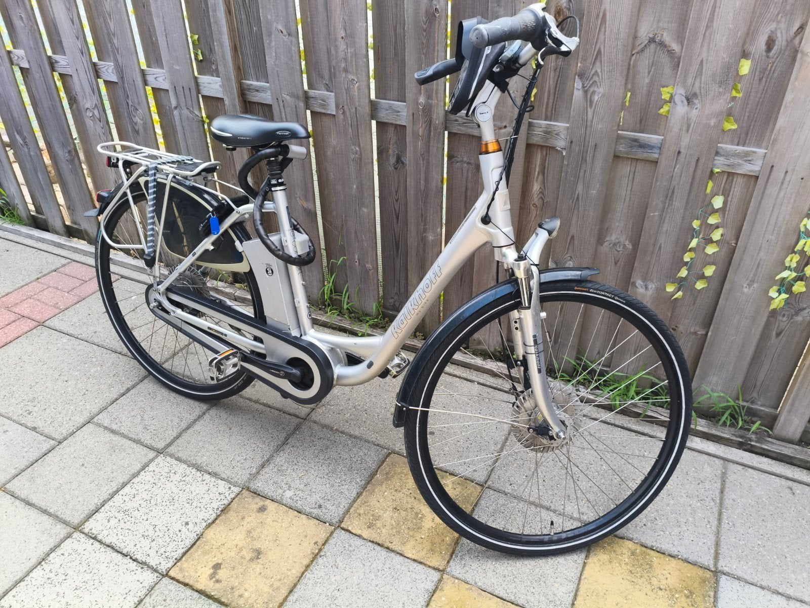 Nette Kalkhoff e-bike - Werkt uitstekend en fietst fijn, Fietsen en Brommers, Fietsen | Dames | Damesfietsen, Ophalen, Gebruikt
