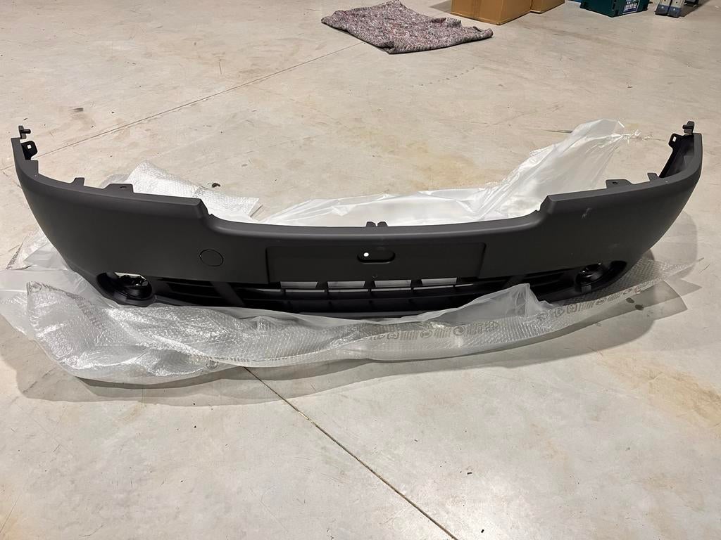 Bumper voor Opel Vivaro 2012 - Nieuwstaat, Auto-onderdelen, Voor, Opel, Nieuw, Ophalen of Verzenden