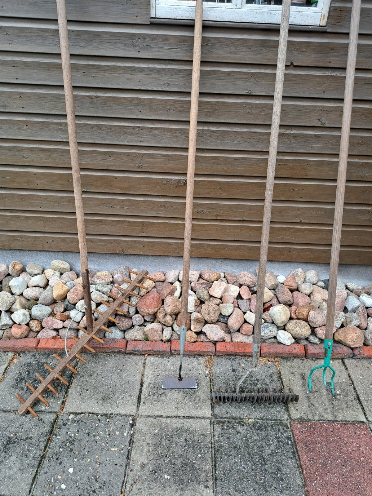 Diverse tuingereedschap: schoffel, harken, cultivator, Tuin en Terras, Hand-tuingereedschap, Ophalen, Gebruikt, Schoffel