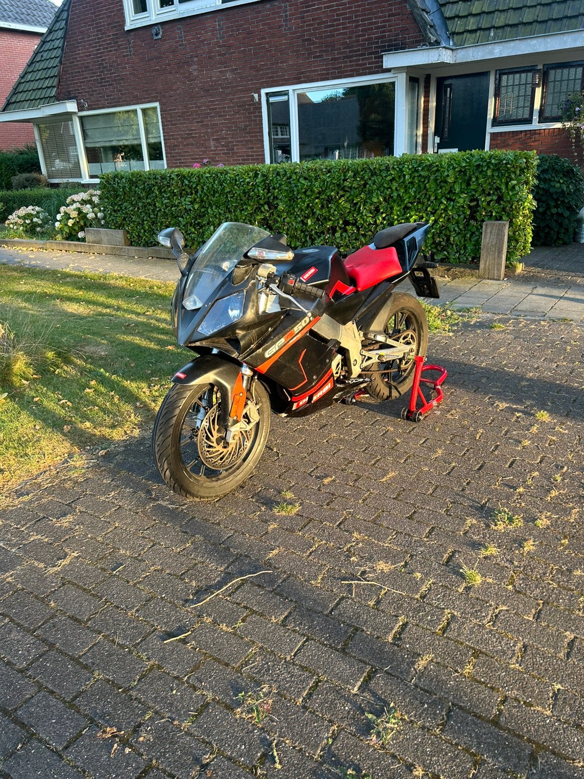 Derbi gpr 50 racing, start niet zie beschrijving, Fietsen en Brommers, Brommers | Derbi, Ophalen, 6 versnellingen, Gebruikt, Maximaal 45 km/u