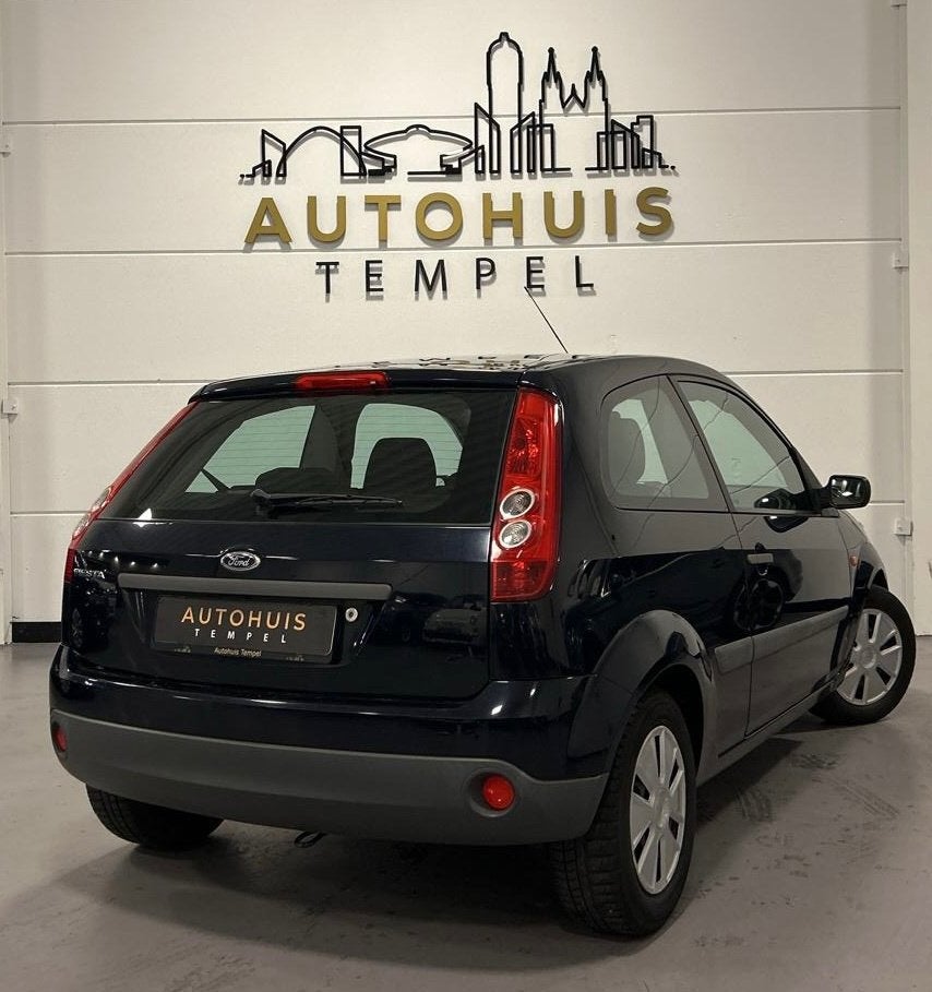 Foto 2 van Ford Fiesta 1.3-8V Cool & Sound Nap Airco Elektrische Ramen