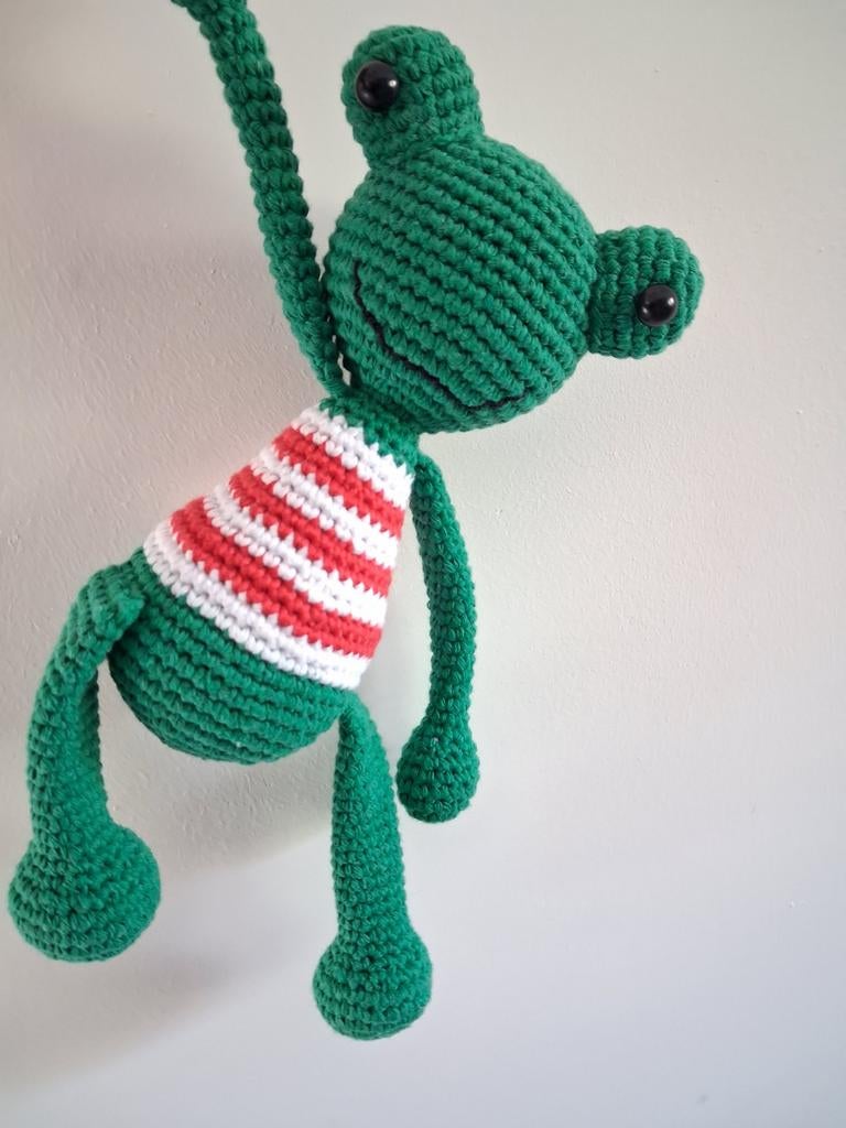 Leuk gehaakt kikkertje, knuffel, handgemaakt nieuw, Kinderen en Baby's, Speelgoed | Knuffels en Pluche, Kikker, Groen, Handgemaakt