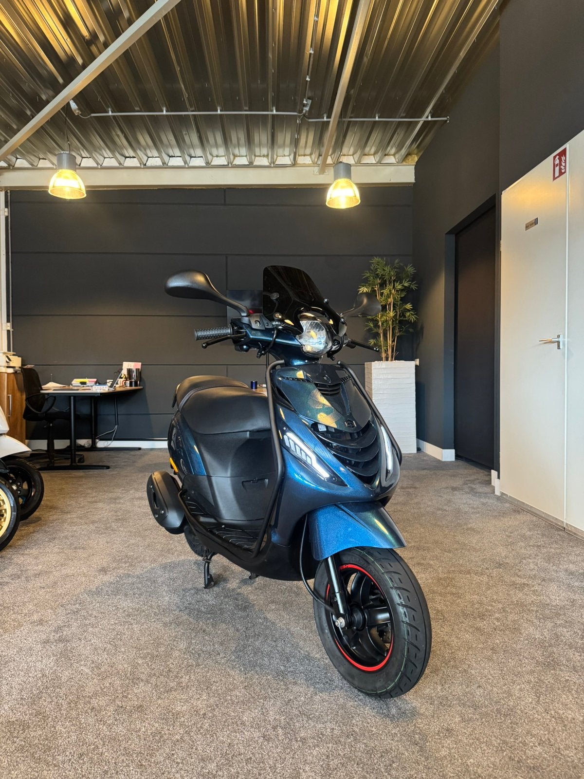 Piaggio Zip 50S | Full option | Brom | 1e eigenaar | Garanti, Maximaal 45 km/u, Zip, Ophalen of Verzenden, Zo goed als nieuw