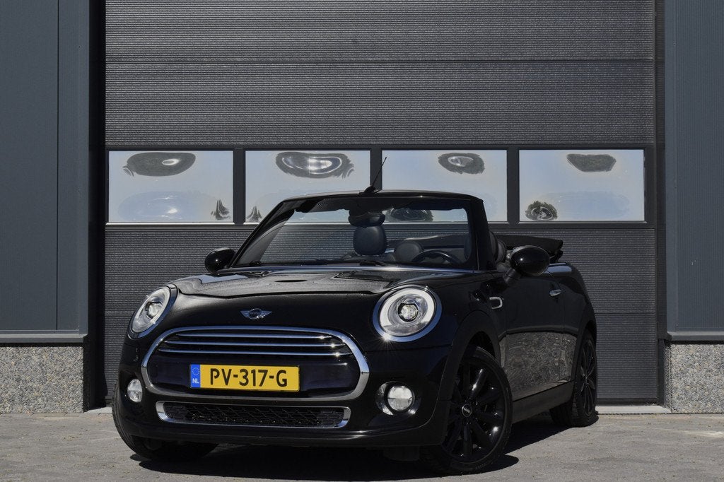 MINI Cabrio 1.5 Cooper Chili Serious Business Navi - Keyless, Auto's, Mini, Bedrijf, Te koop, Cabrio, ABS, Airbags, Airconditioning