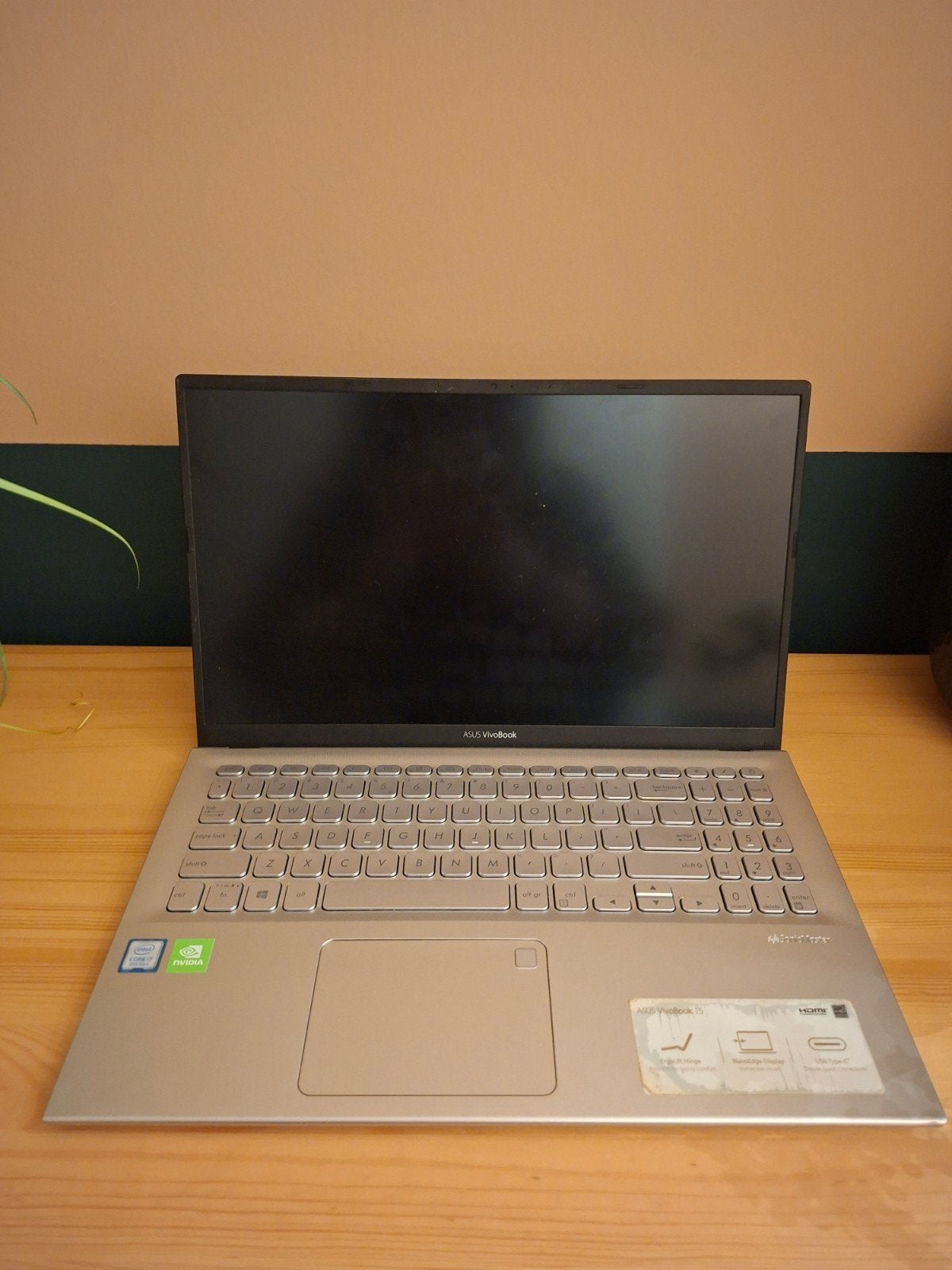 Werkende ASUS Vivobook laptop met I7-processor, Ophalen, 256 GB, Met videokaart, 15 inch