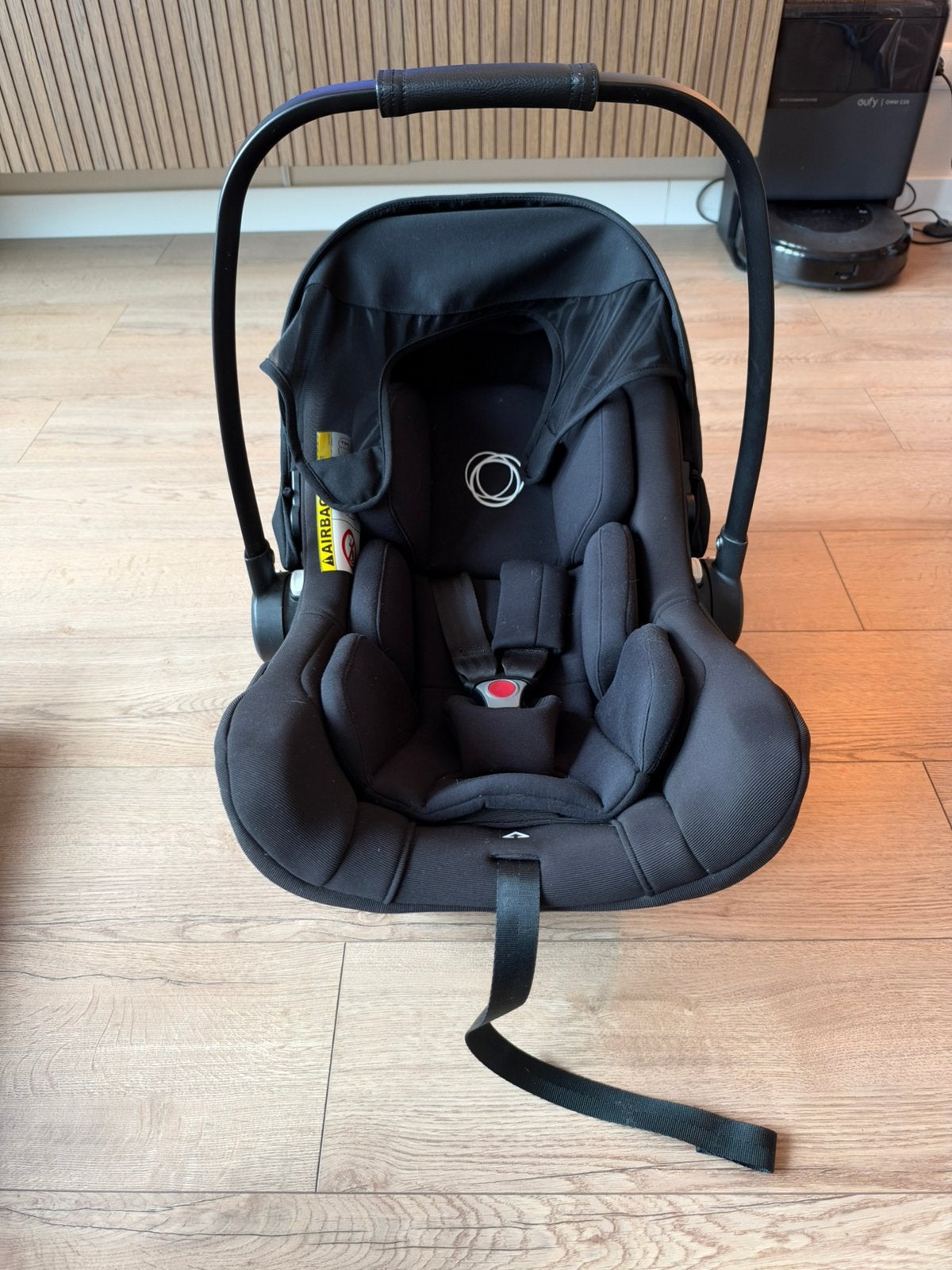 Nuna turtle air met isofix base, Zo goed als nieuw, Isofix, 0 t/m 13 kg, Ophalen