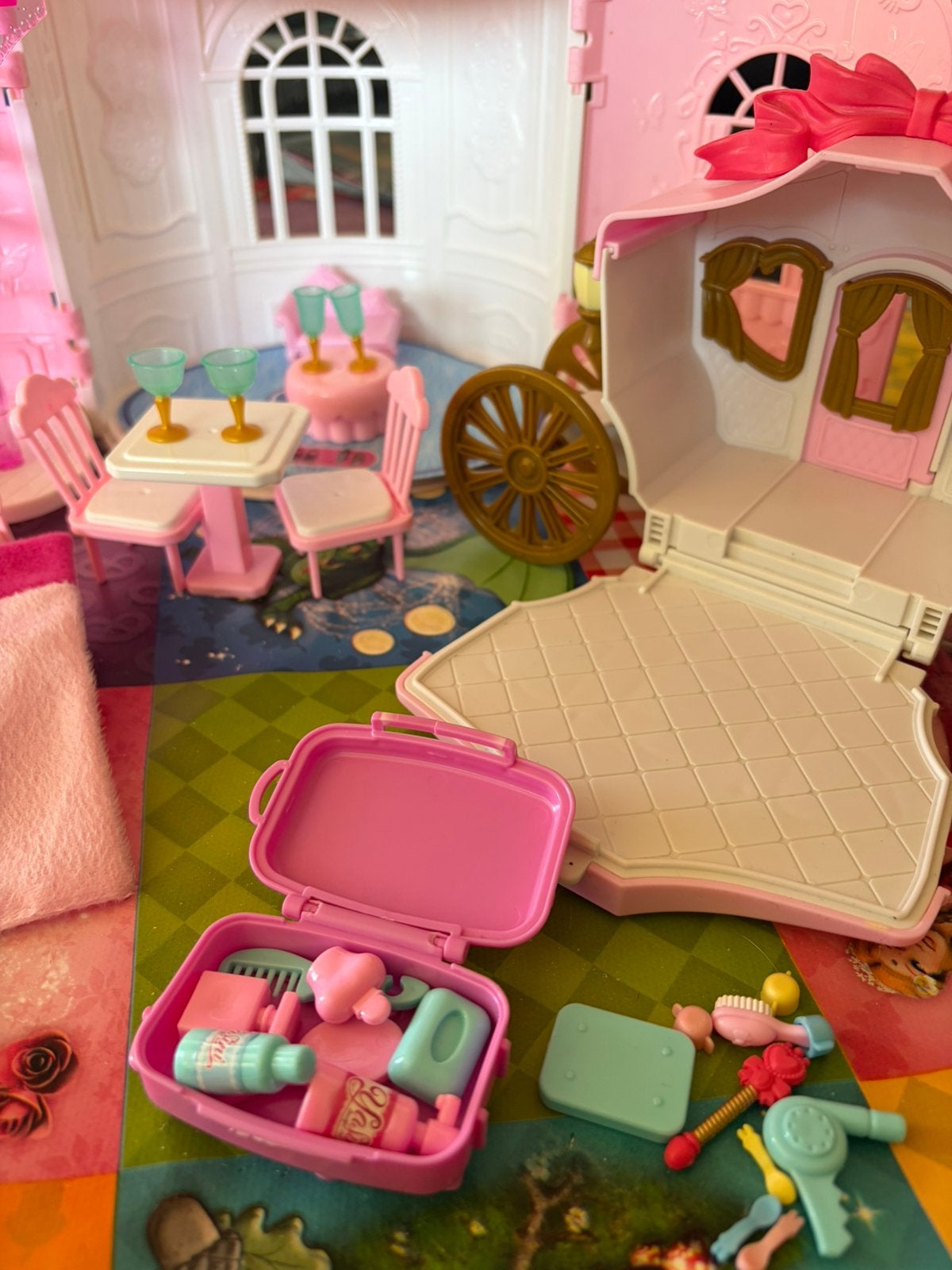 Yasini (lijkt op sylvanian families), Ophalen of Verzenden, Gebruikt, Poppenhuis