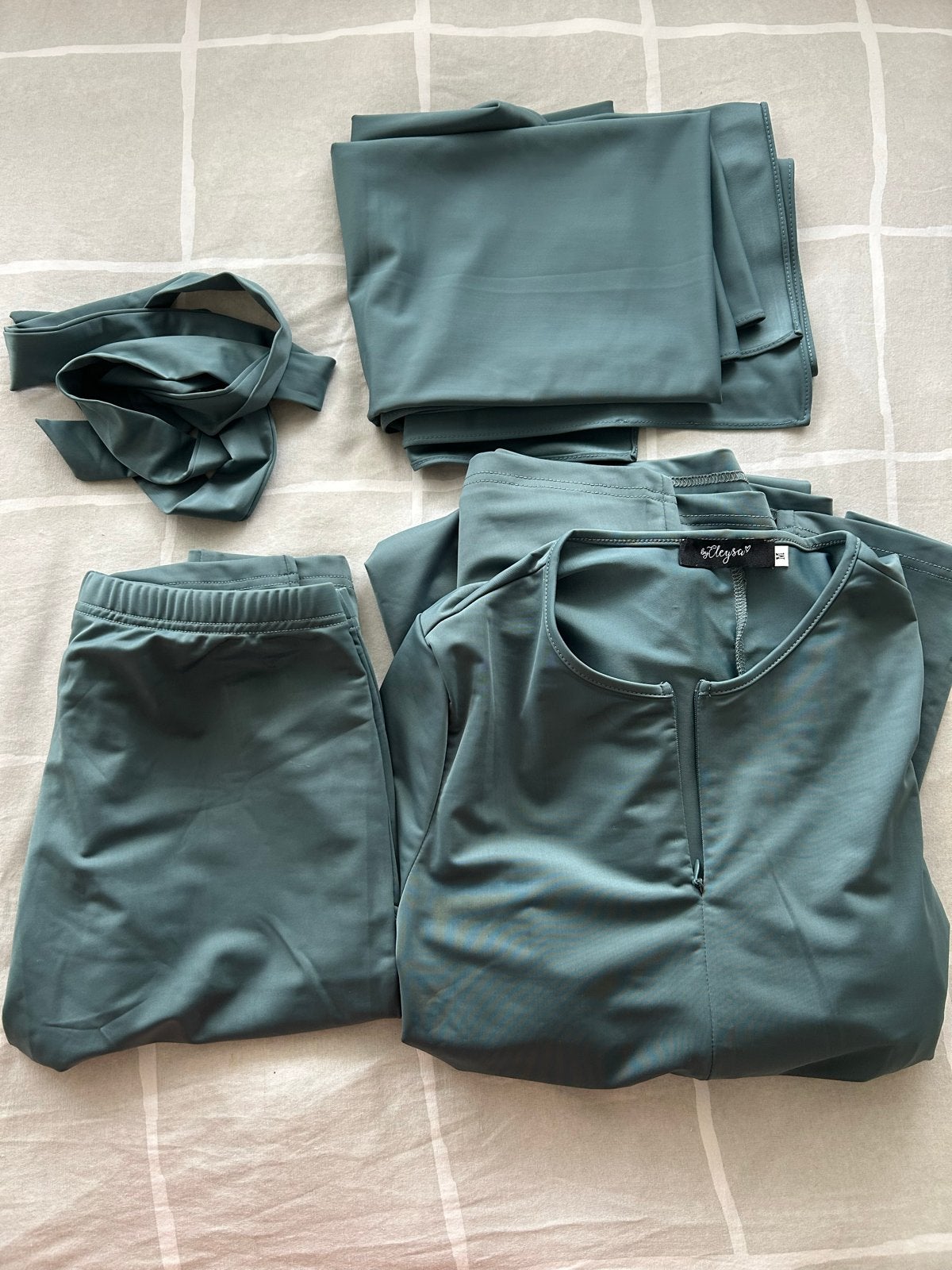 Burkini giftsbyeleysa - Nieuw, Kleding | Dames, Badmode en Zwemkleding, Ophalen of Verzenden, Nieuw, Overige kleuren, Overige typen