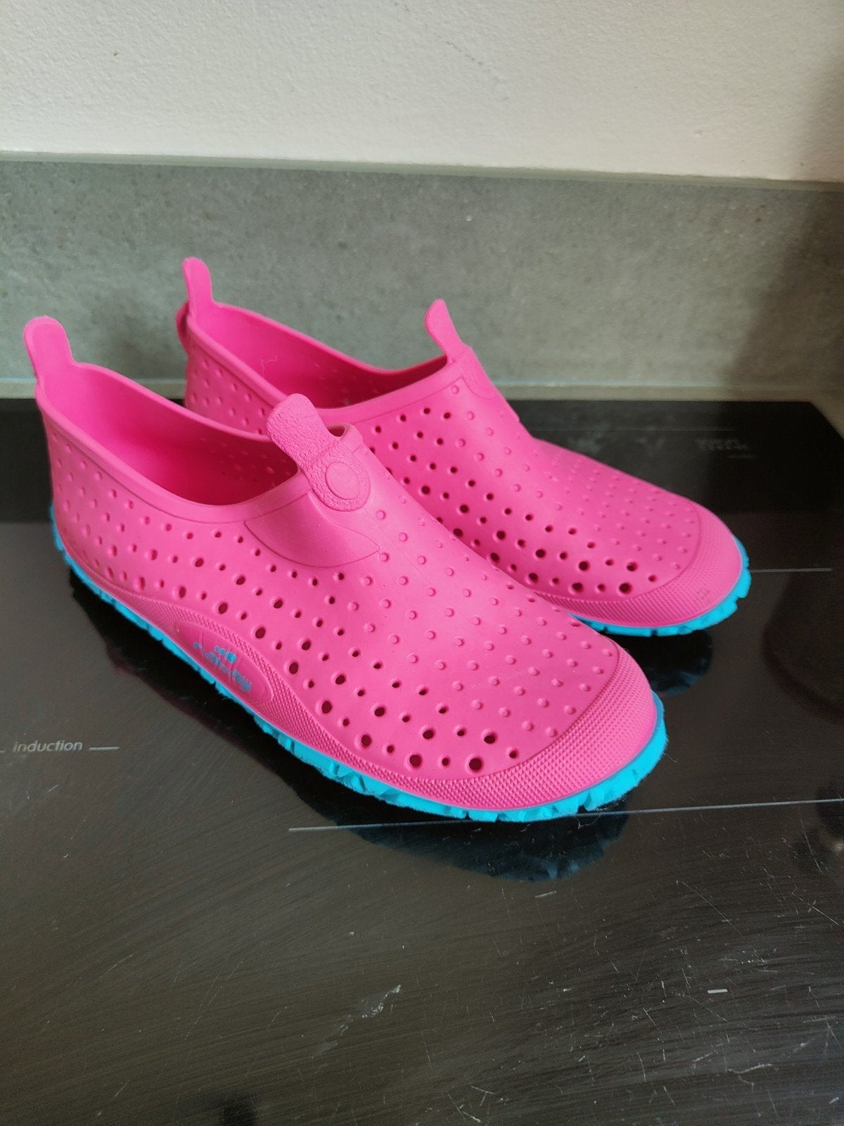 Roze waterschoenen - Decathlon - Maat 33/34, Ophalen of Verzenden, Zo goed als nieuw