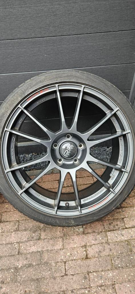 OZ Ultraleggera Hlt 5x112 8x19 ET45 met goede banden, Ophalen, 19 inch, 235 mm, Zomerbanden