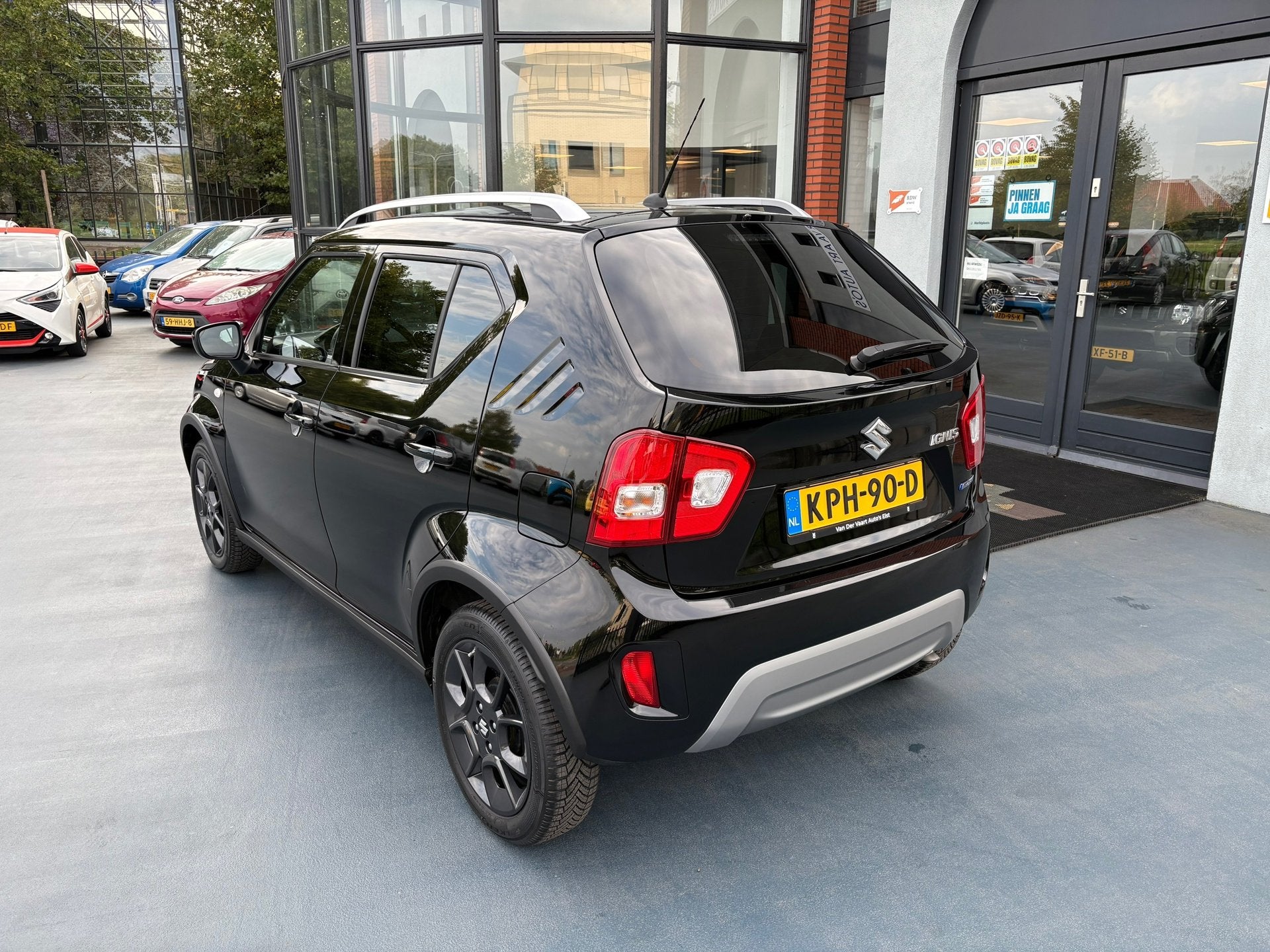 Suzuki IGNIS 1.2 Smart Hybrid Select AUTOMAAT AIRCO, Auto's, Gebruikt, Euro 6, 4 cilinders, Zwart