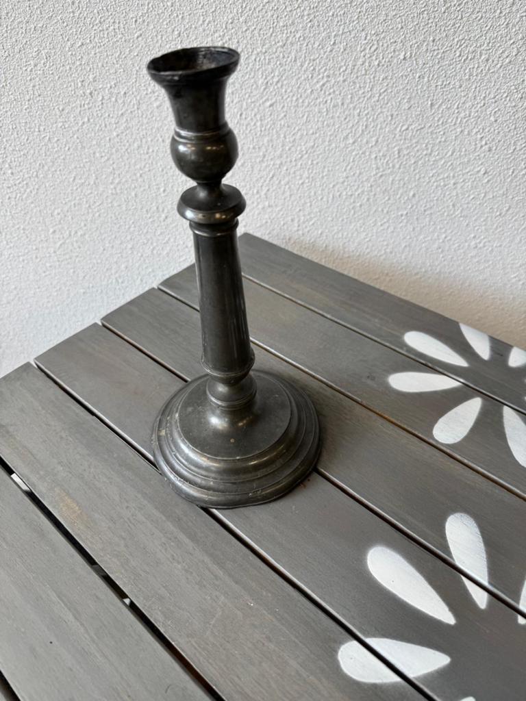 Antieke Tinnen Kandelaar - Klassieke Sfeer, Antiek en Kunst, Antiek | Kandelaars, Ophalen of Verzenden, Overige materialen