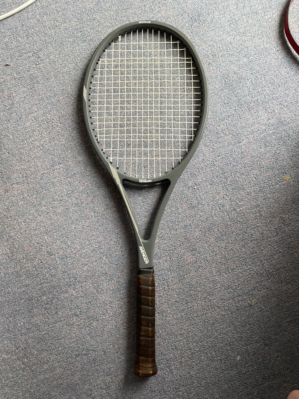 Wilson Graphite Avenger Tennisracket met hoes, Gebruikt, Ophalen of Verzenden, Wilson, Racket