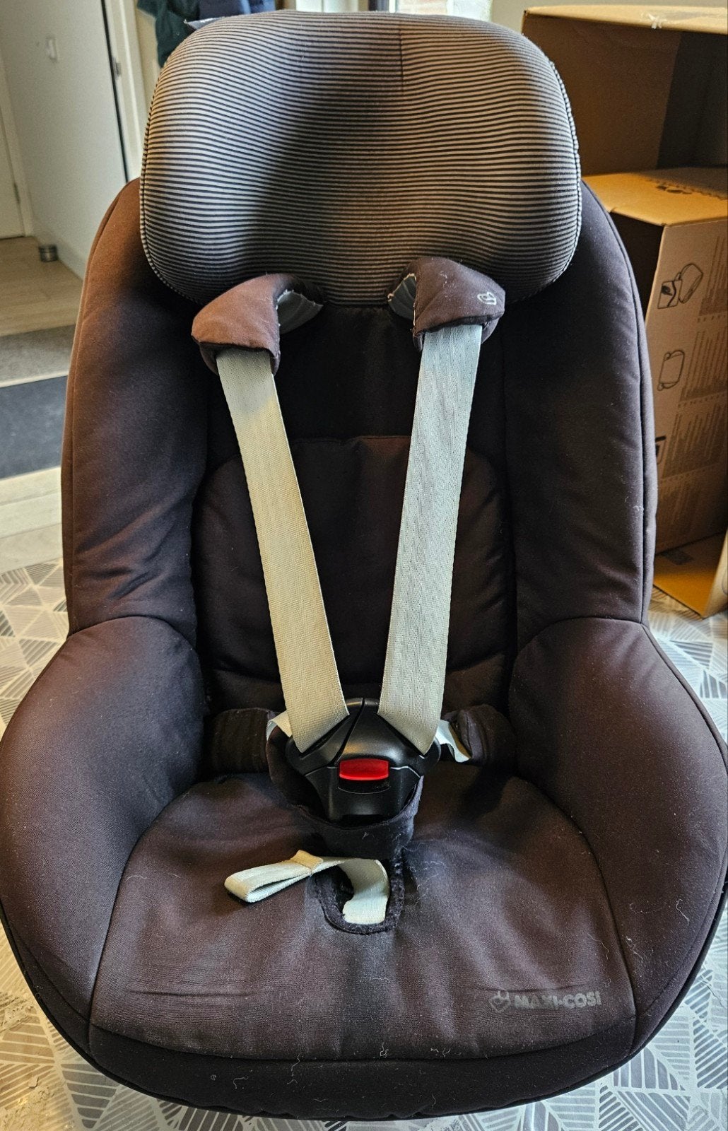 MAXI COSI Pearl met isofix base., Ophalen, 9 t/m 18 kg, Zo goed als nieuw, Isofix