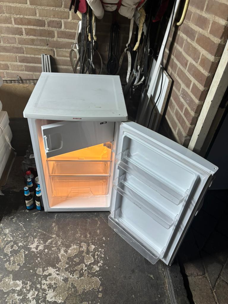 Gratis koelkast, Gebruikt, 75 tot 100 liter, 45 tot 60 cm, Met vriesvak