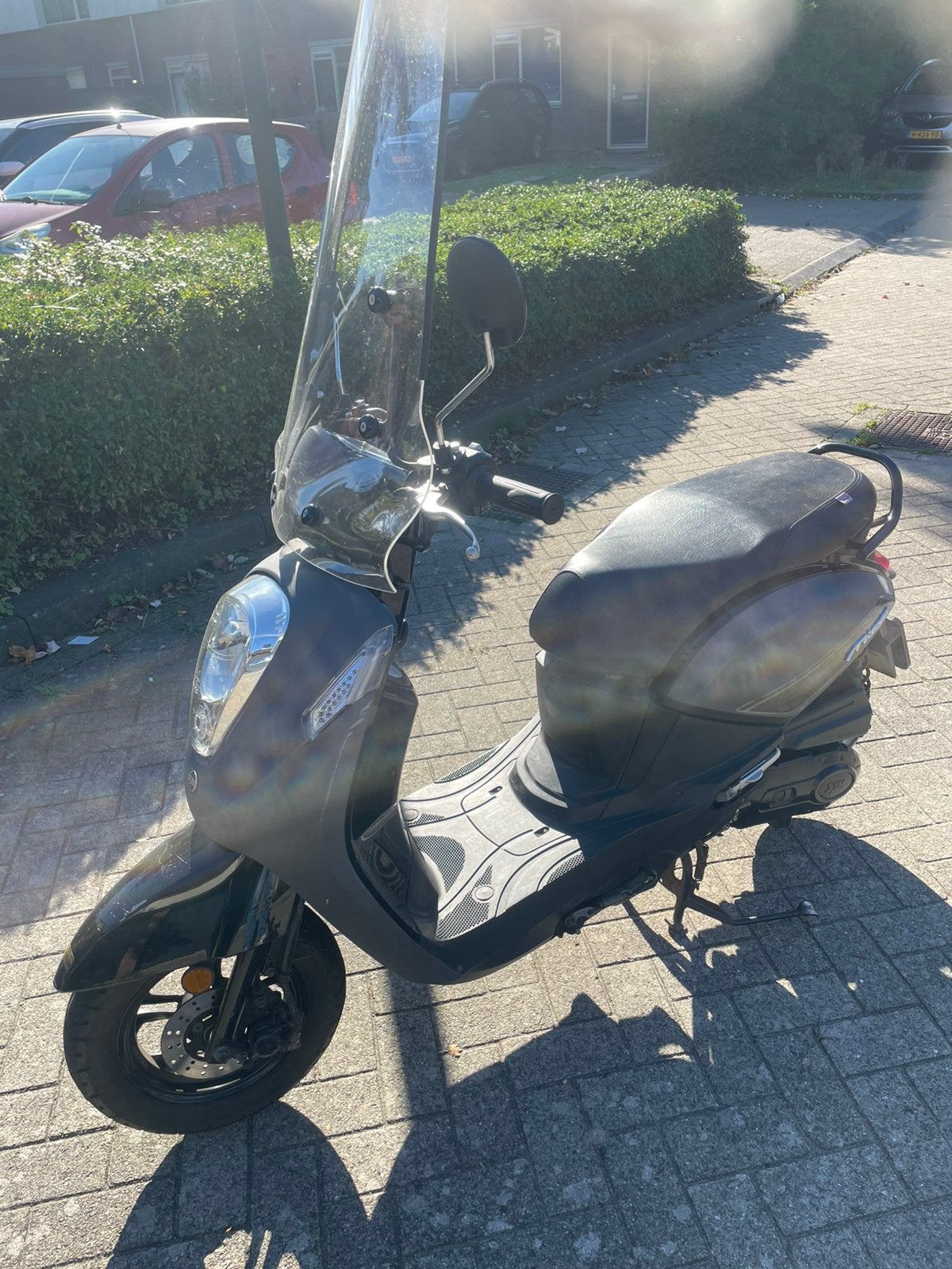 Sym mio 50i, Fietsen en Brommers, Ophalen, Gebruikt, Benzine, Mio