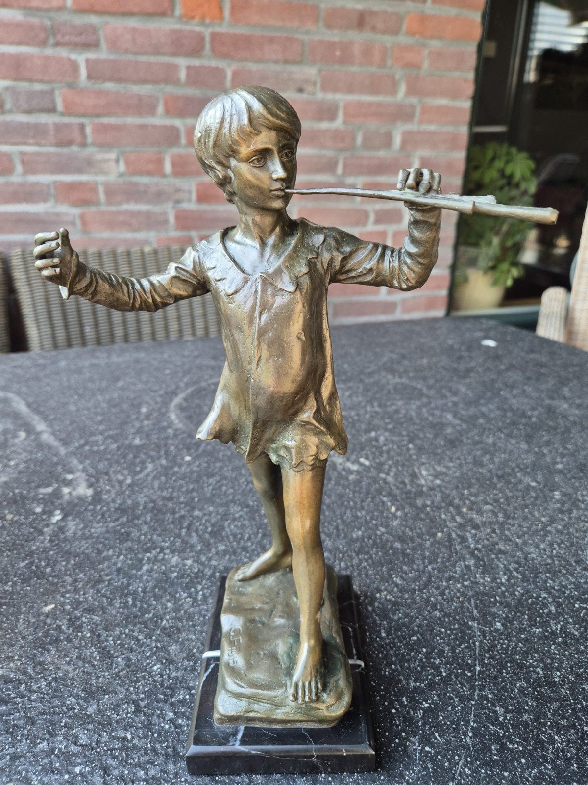 Bronzen Beeld peter pan, gesigneerd G.F. 1915, Ophalen of Verzenden, Brons, 20 - 50 cm