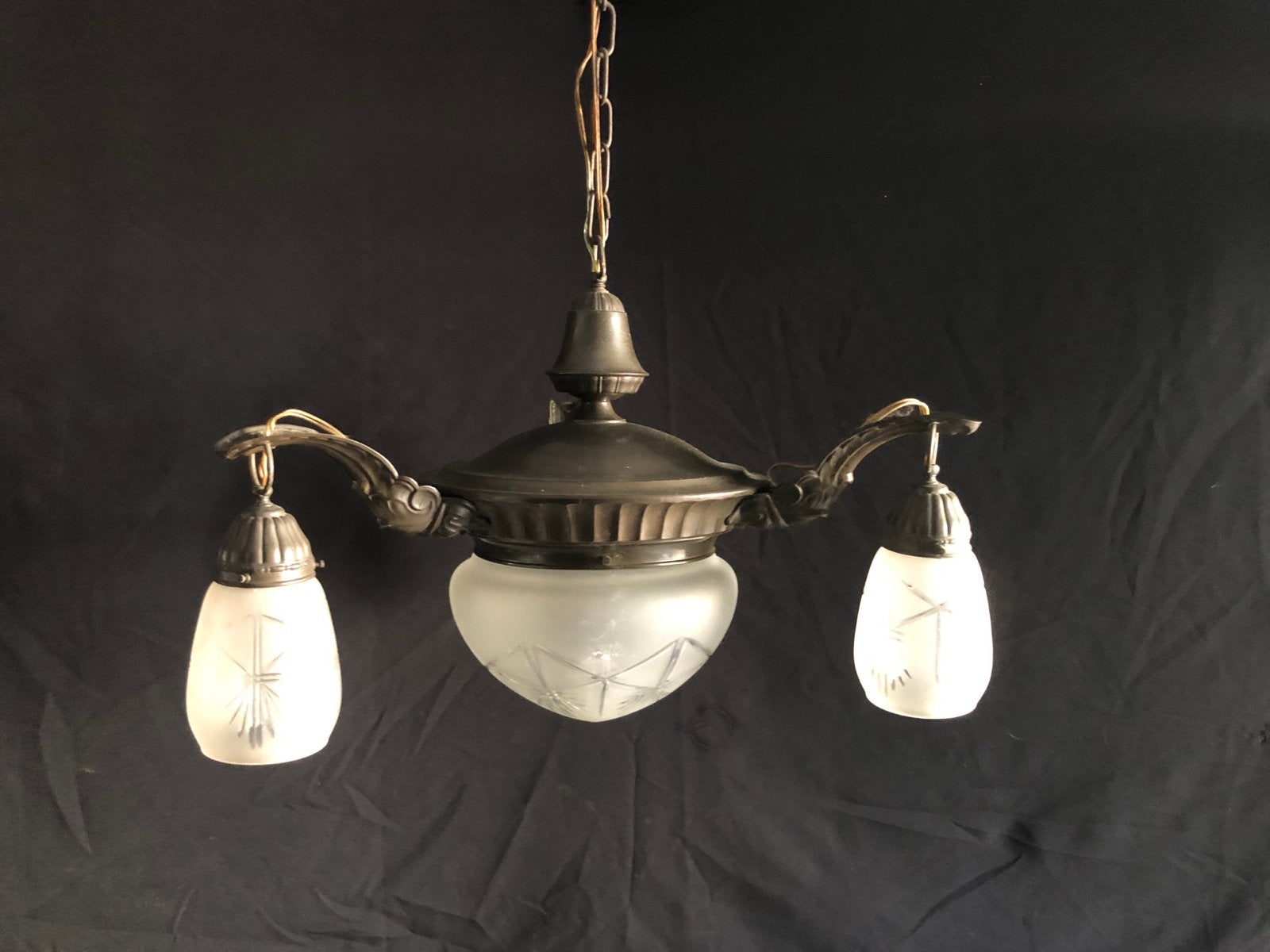 Art Deco bronzen plafondlamp met geslepen glas, Ophalen of Verzenden
