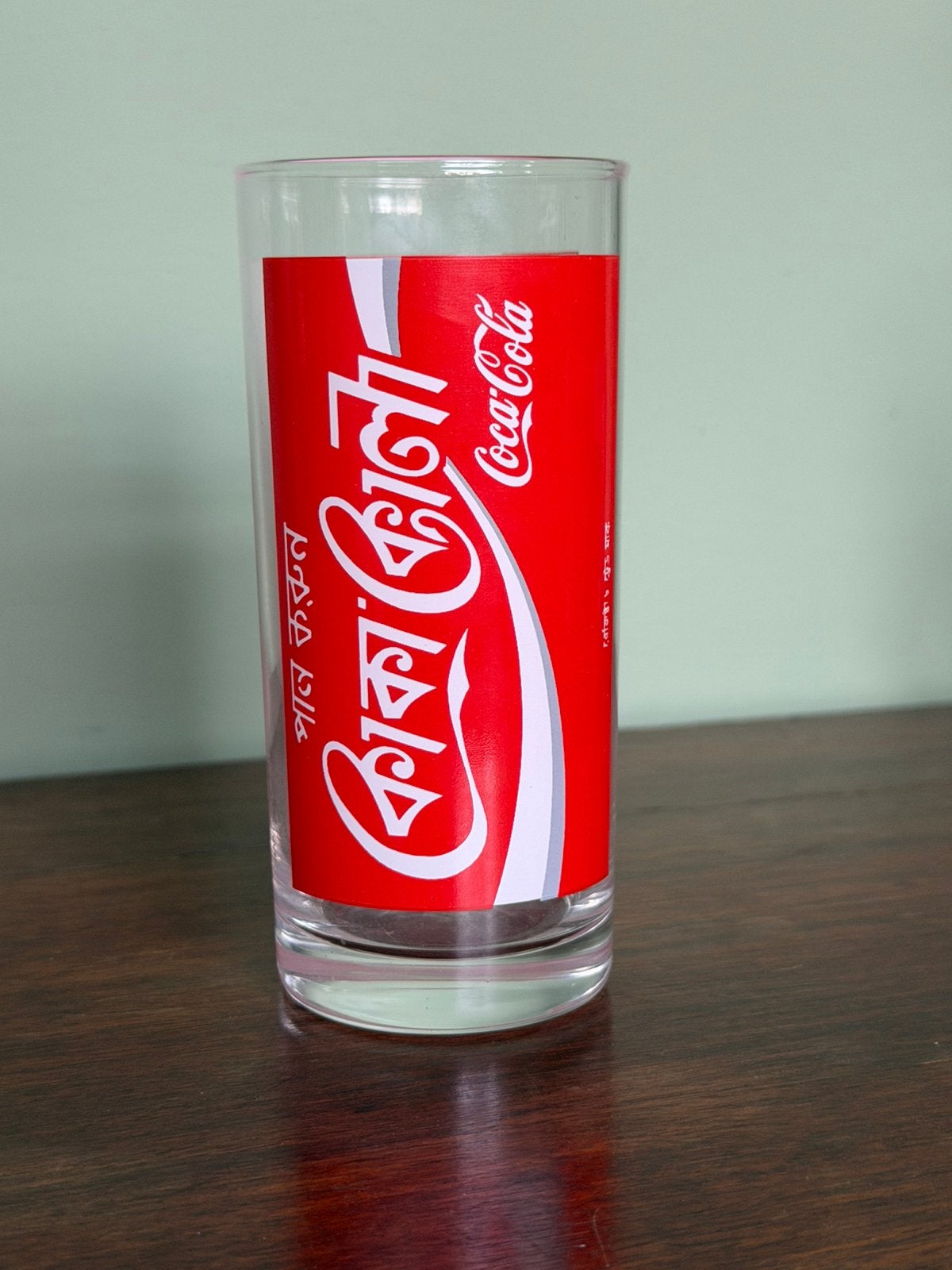 Coca cola glas Bangladesh, Ophalen of Verzenden, Zo goed als nieuw, Frisdrankglas