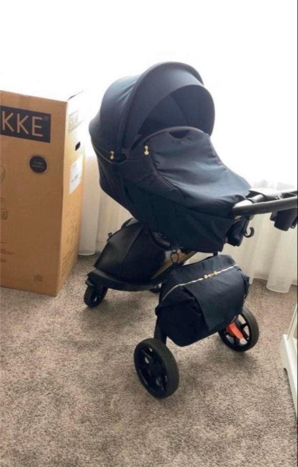 Stokke V6 Complete Set - Luxe en Zeer Nette Staat, Zo goed als nieuw, Combiwagen, Met autostoeltje, Ophalen