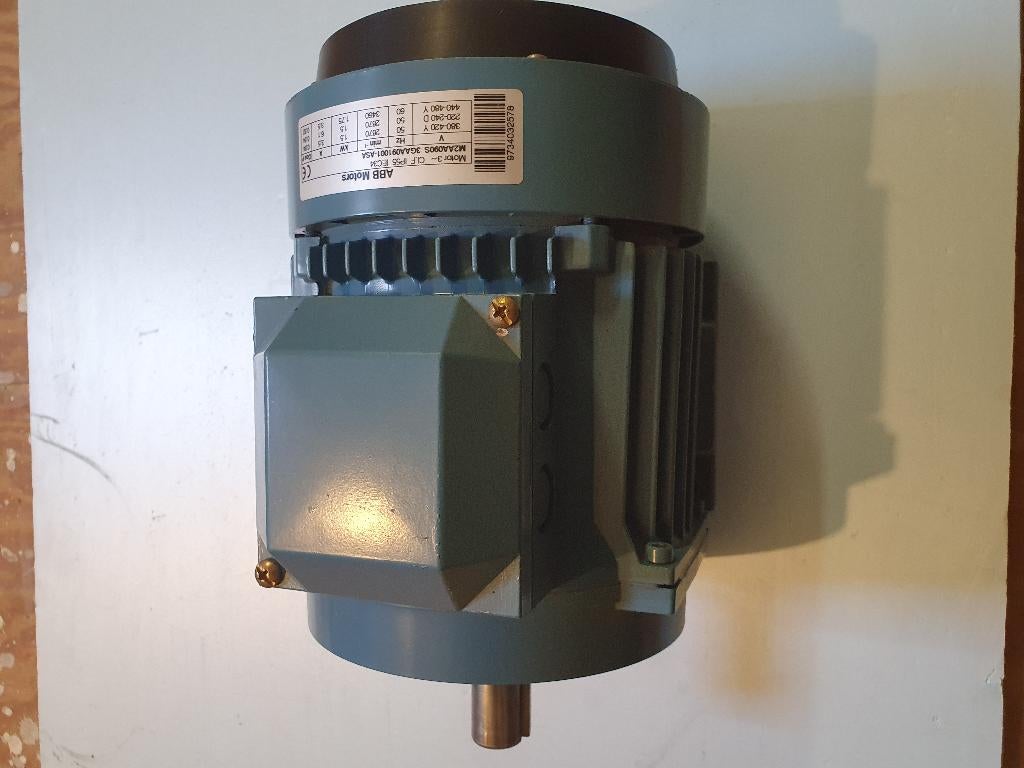 3 fase elektromotor, Doe-het-zelf en Verbouw, Motoren, Ophalen, Nieuw, Elektromotor, 1800 rpm of meer