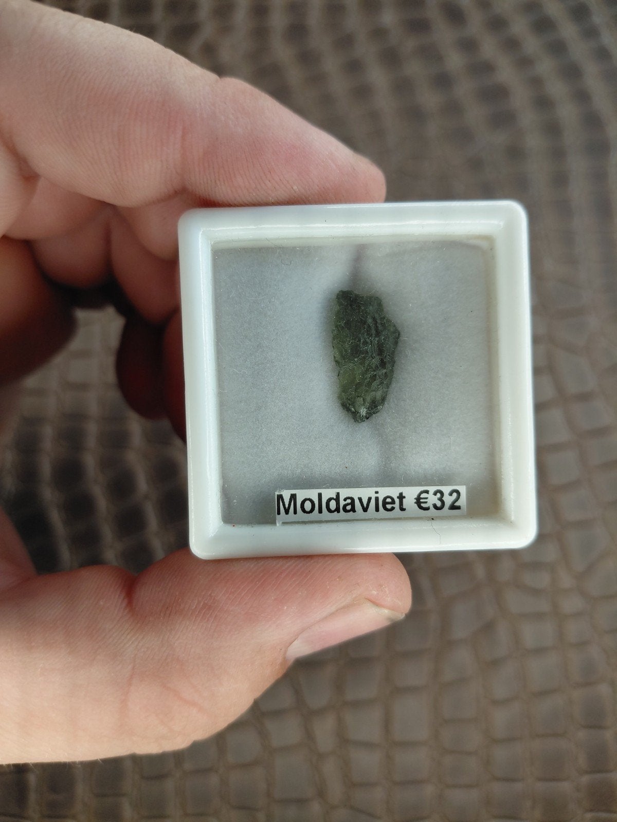 Unieke Natuurlijke Moldaviet speciment, Verzenden, Nieuw