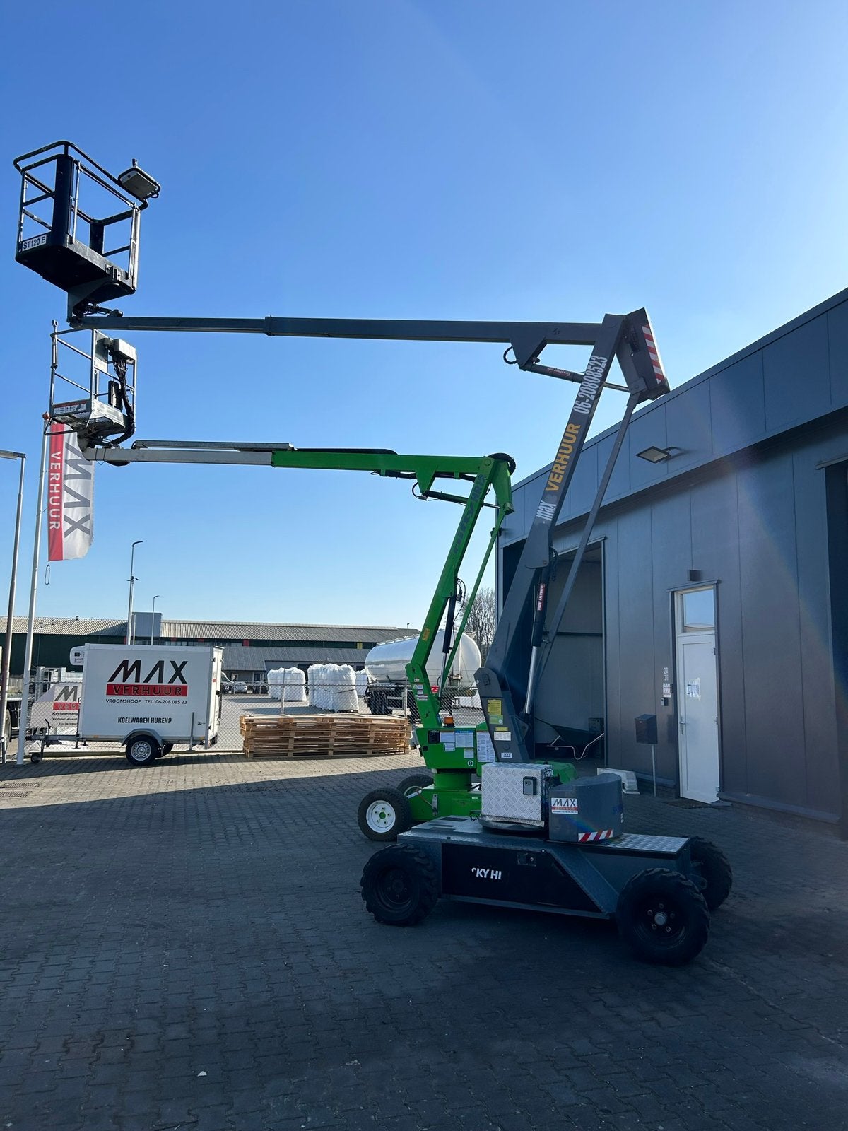 Te huur 12 meter hoogwerker, Ophalen
