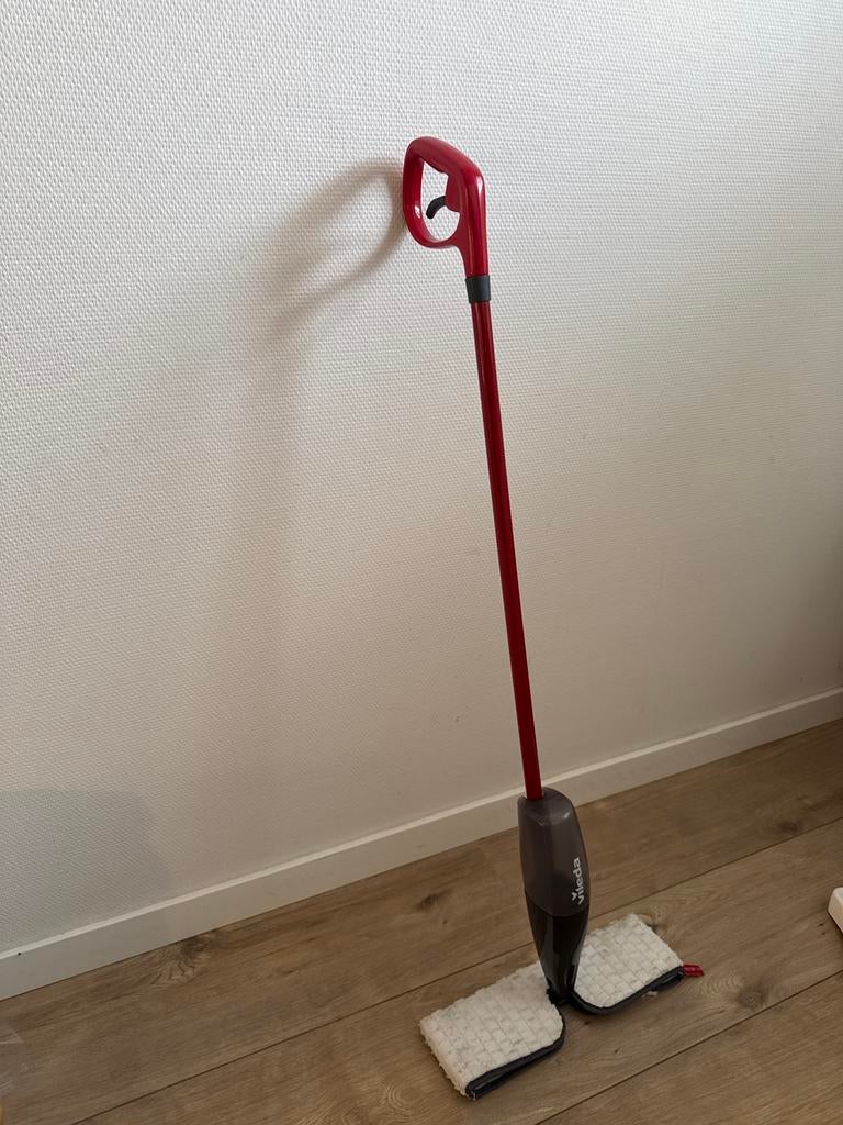 Vileda dweil met sprayfunctie, Ophalen of Verzenden, Mop of Dweil