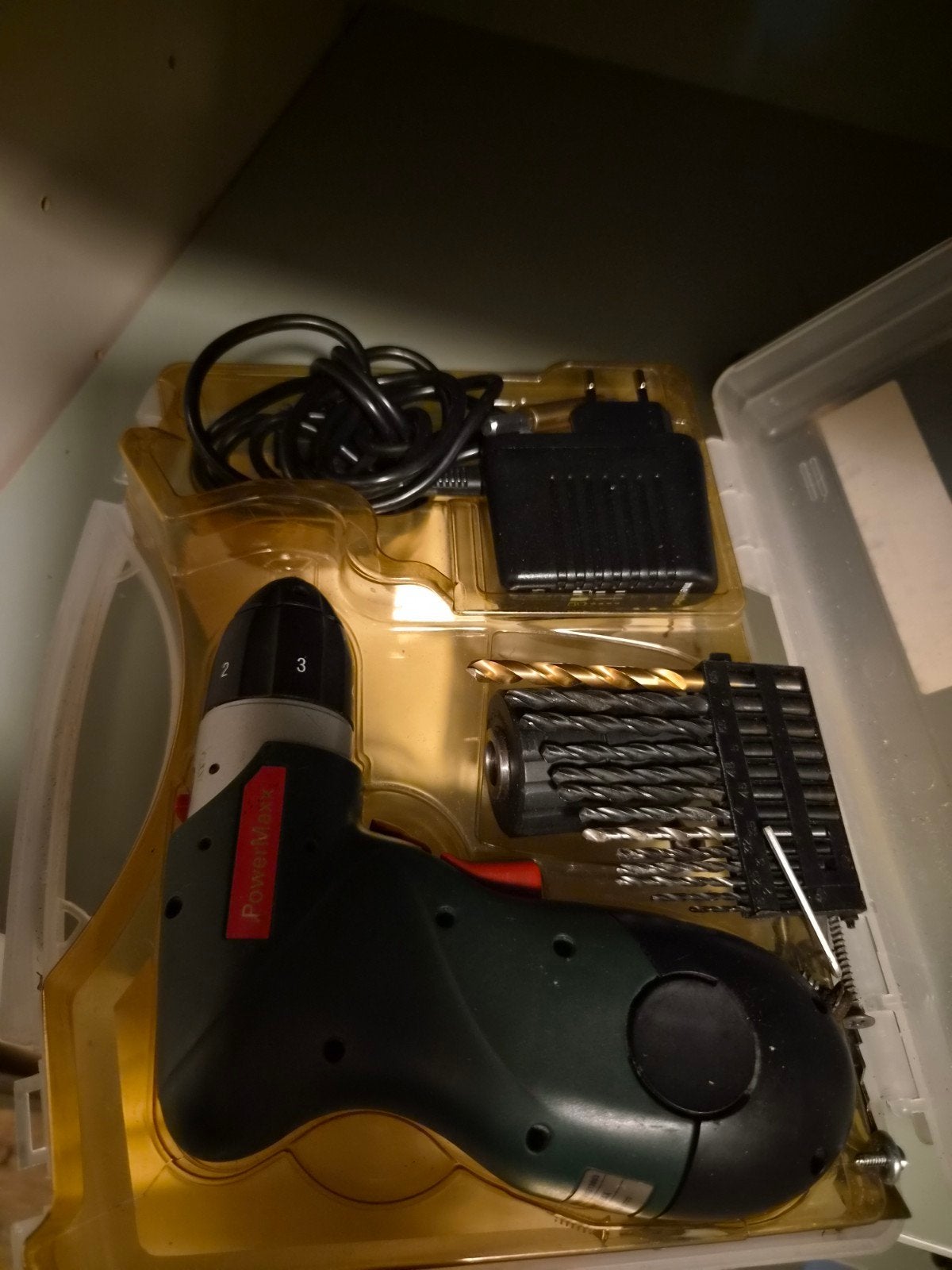 Metabo PowerMaxx Boor- en Schroefmachine met accessoires, Ophalen of Verzenden, Gebruikt, Minder dan 400 watt, Boor- en Schroefmachine