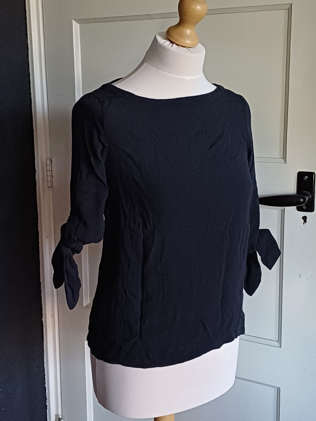 Zwarte blouse met strikdetails - HEMA, Zwart, Ophalen of Verzenden, Zo goed als nieuw, HEMA