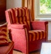 2 Stoelen, waarvan 1 elektrische relaxfauteuil, Ophalen, Gebruikt, Twee, Klassiek comfort