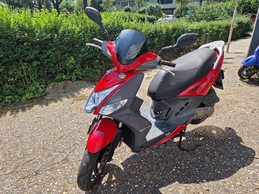 Kymco Agility 16+ met onderhoudshistorie; slot; koffer; hoes, Ophalen, Gebruikt, Maximaal 45 km/u, 50 cc