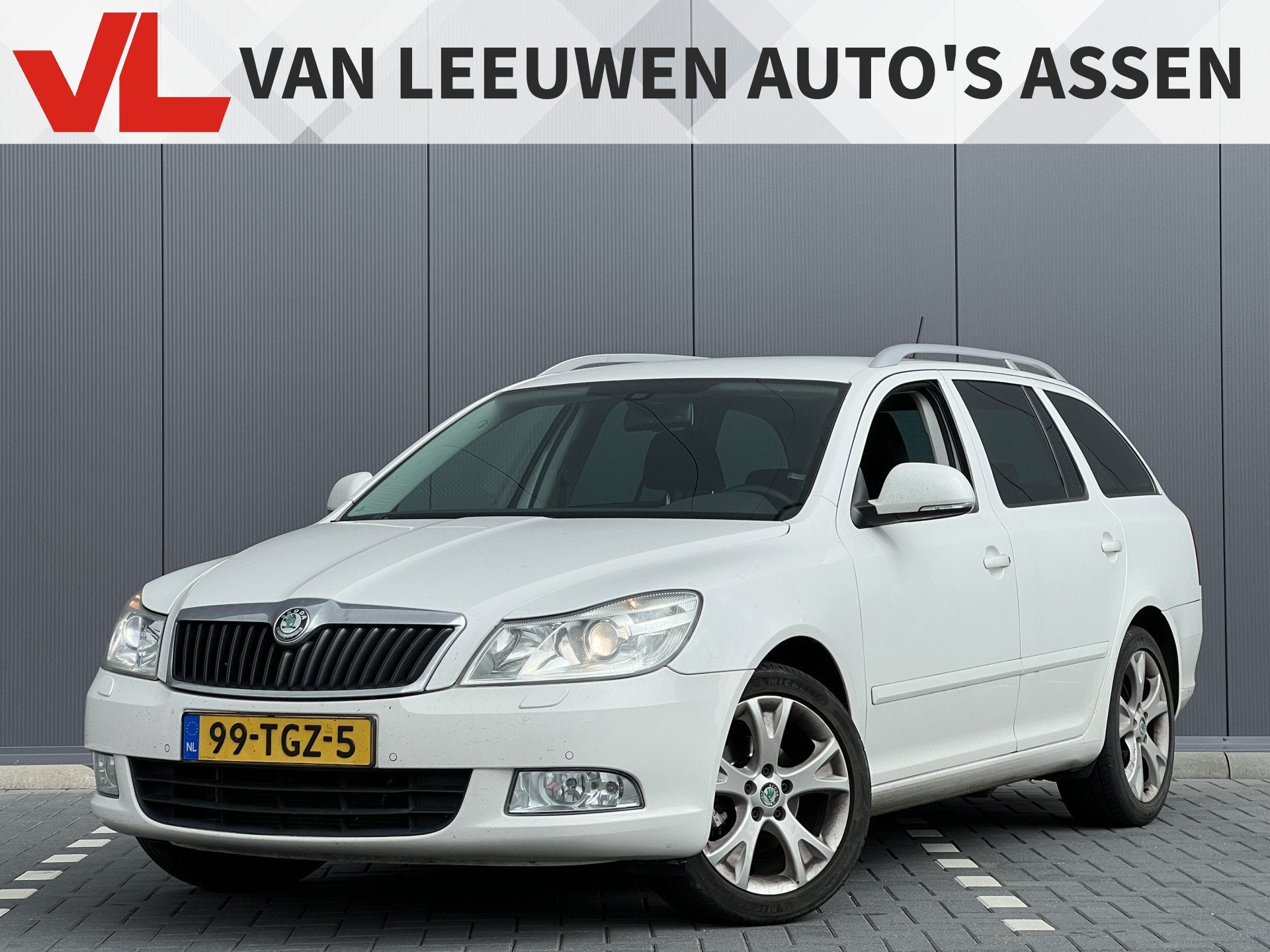 Skoda Octavia Combi 1.2 TSI Elegance Business Line | Nieuw b, Euro 5, Stof, Gebruikt, Zwart