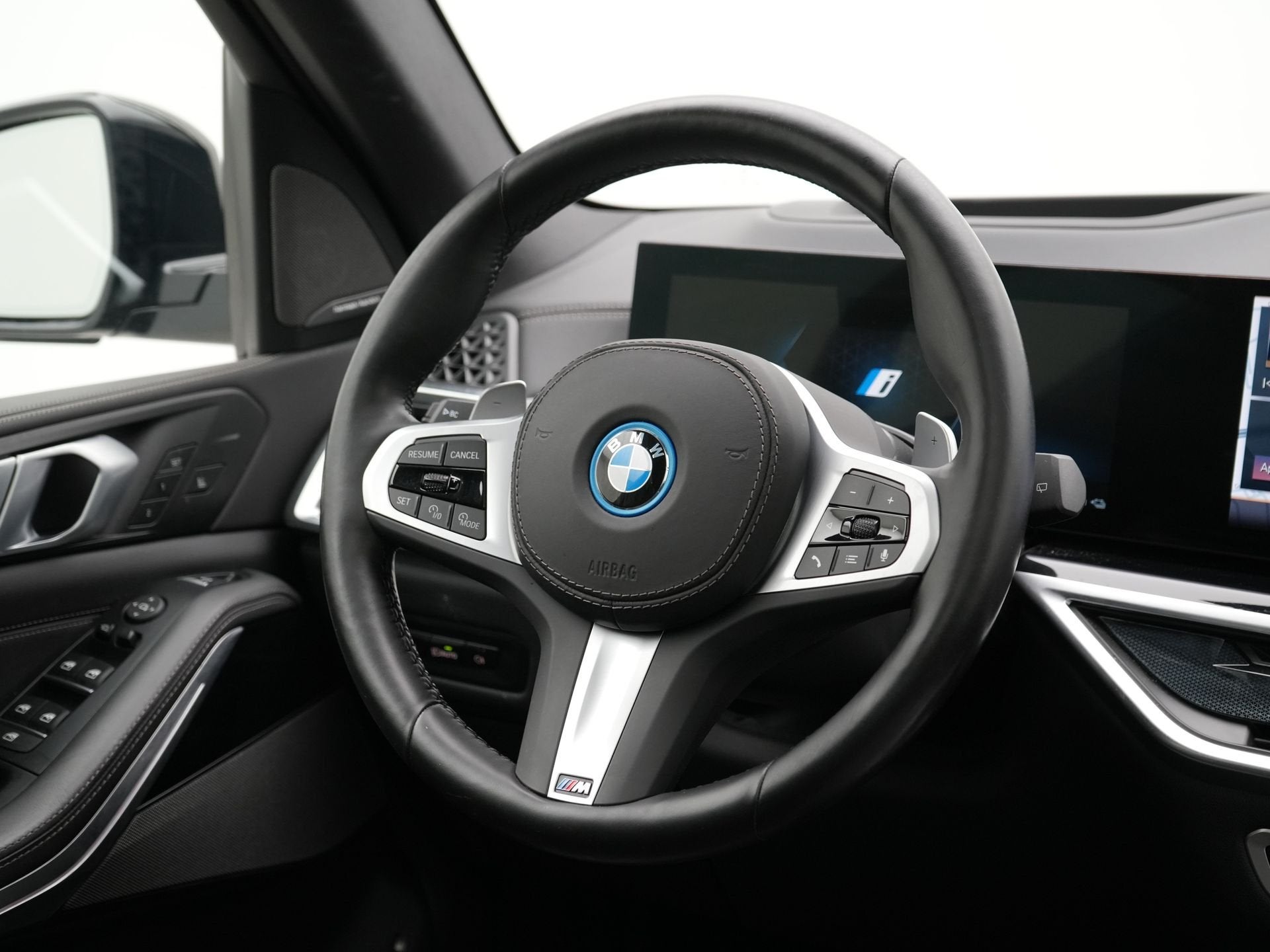 BMW X5 xDrive50e SoH 100% (bj 2024, automaat), Auto's, Dealer onderhouden, Gebruikt, 2395 kg, Overige brandstoffen